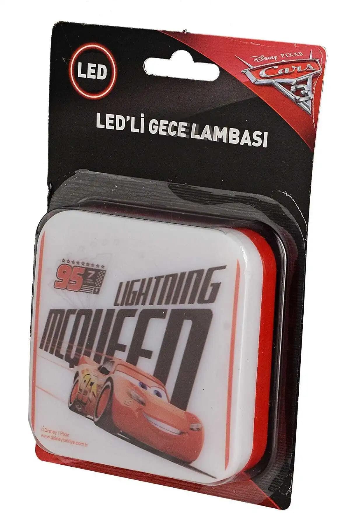 Çocuk Odası Dekorasyonunda Şimşek McQueen Gece Lambası ile Güvenli ve Eğlenceli Atmosfer