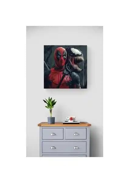 Deadpool ve Venom Temalı Cam Tablo ile Modern Dekorasyonunuzu Yenileyin