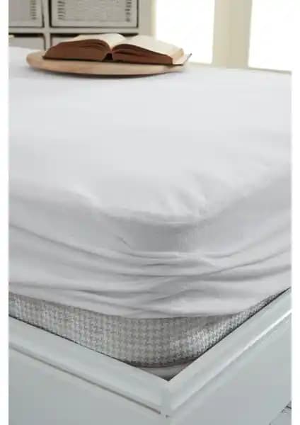 Decovilla ve Yataş Mini Eco Touch Bebek Alezi Karşılaştırması: Hangi Ürün Daha Uygun