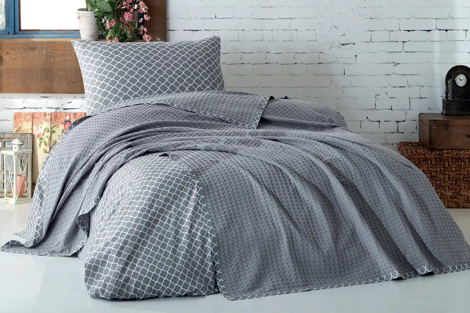 Gri Pike ile Yatak Odası Dekorasyonunuzu Modern ve Şık Hale Getirin