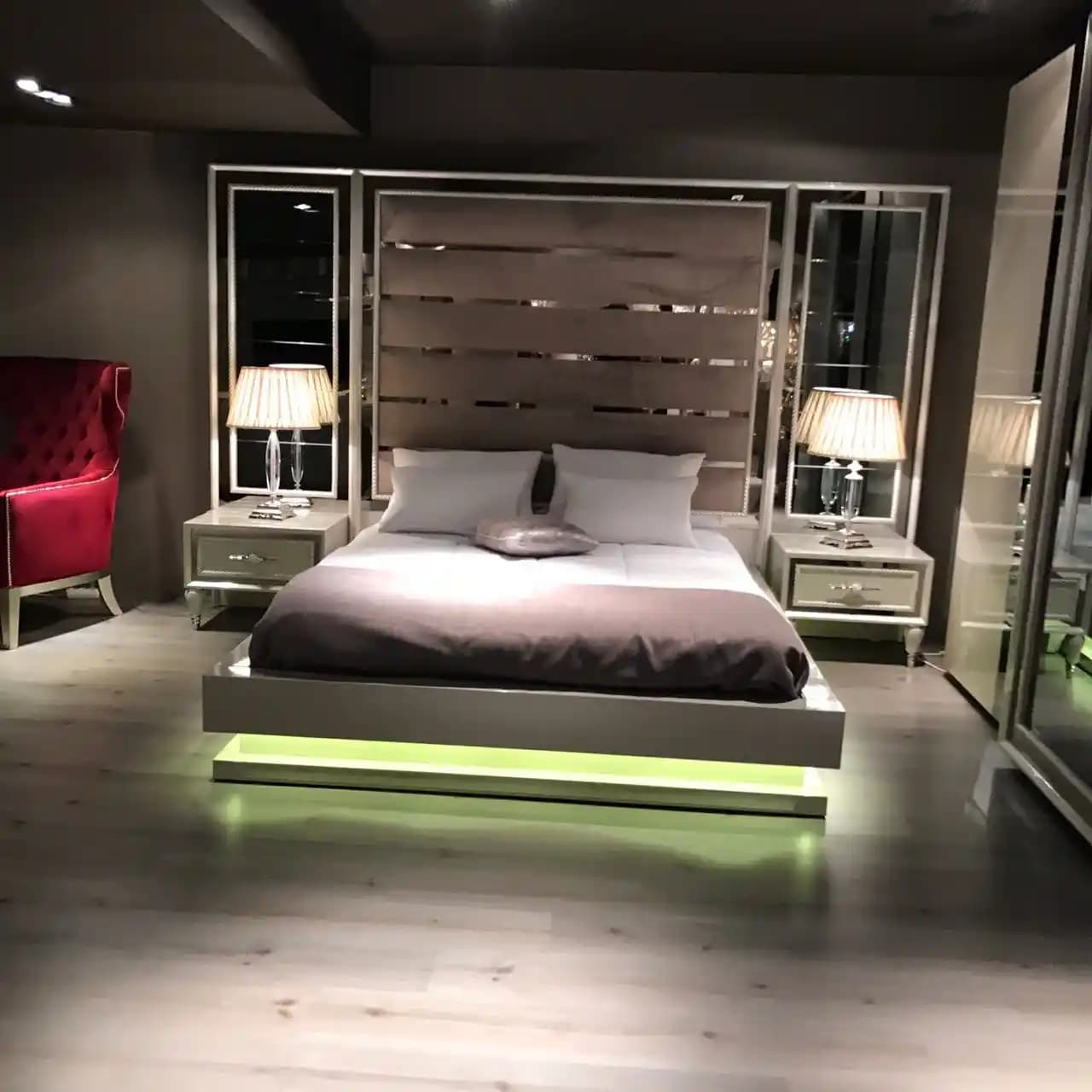 Işıklı Yataklar ile Modern ve Şık Yatak Odası Dekorasyonu Fikirleri