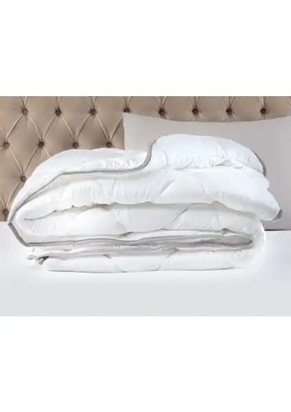 Madame Coco Faust ve Yataş Bedding DACRON® Hollofil Mikro Fiber Yorgan Karşılaştırması 1