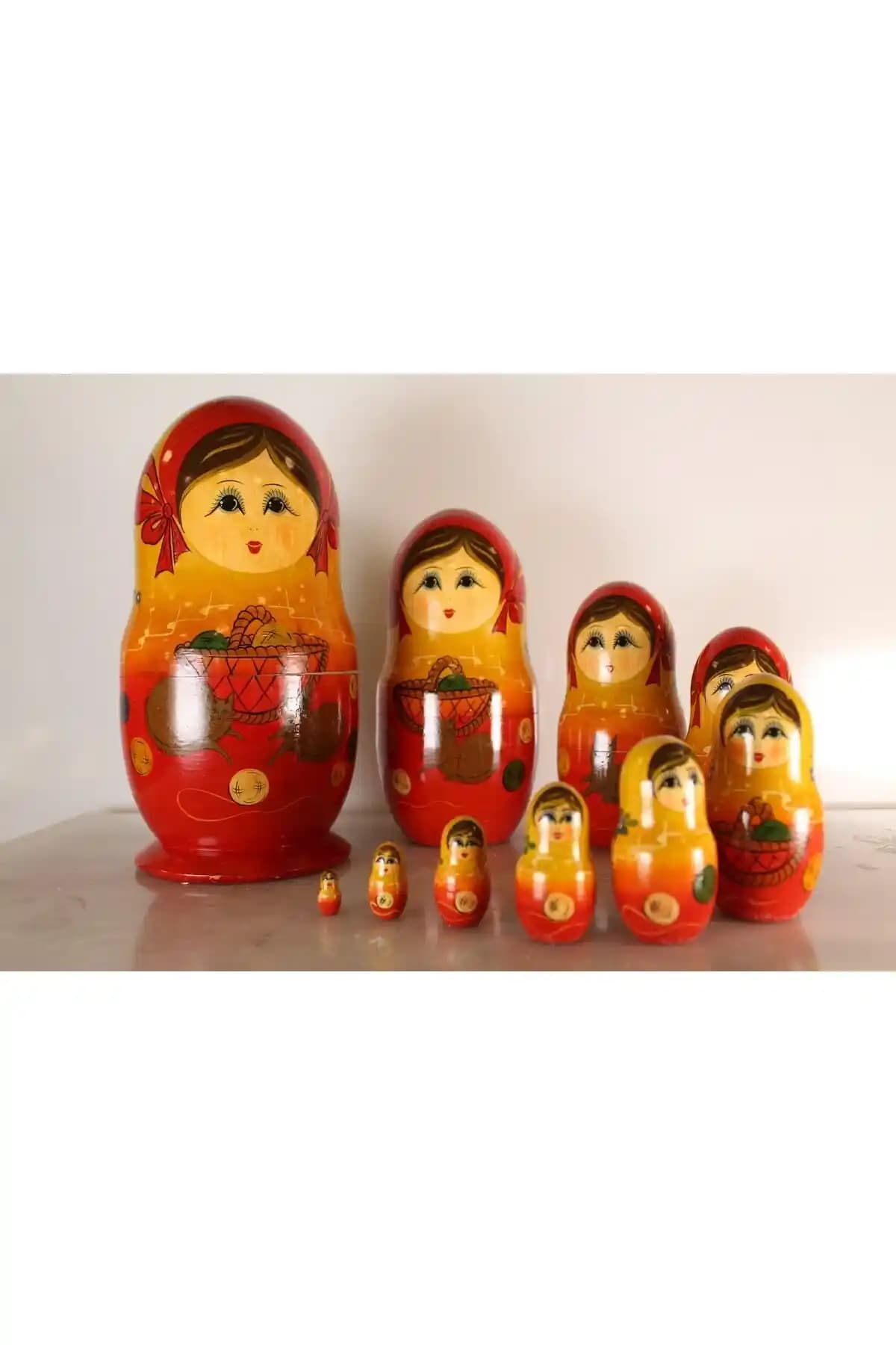 Matruşka Bebek 10'lu Setleri: Geleneksel Rus Sanatını Modern Dekorasyona Yansıtan Tasarımlar