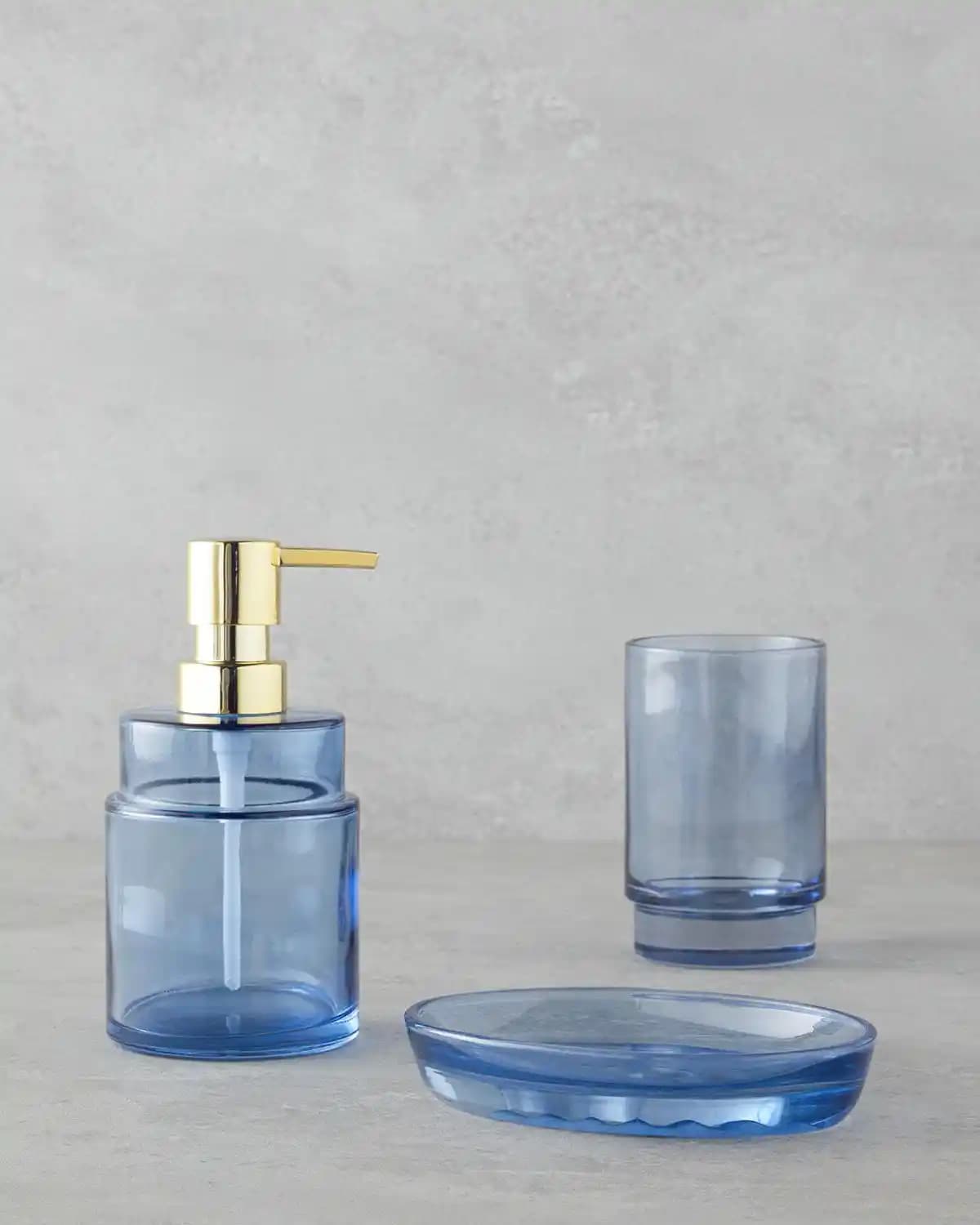 Mavi Banyo Setleri ile Modern ve Fonksiyonel Dekorasyon Çözümleri