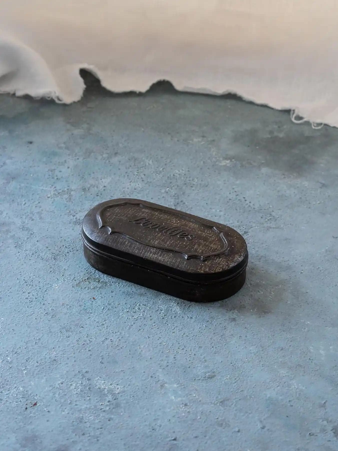 Metal Sabun Kutuları ile Dekorasyonunuza Şıklık Katmanın Yolları