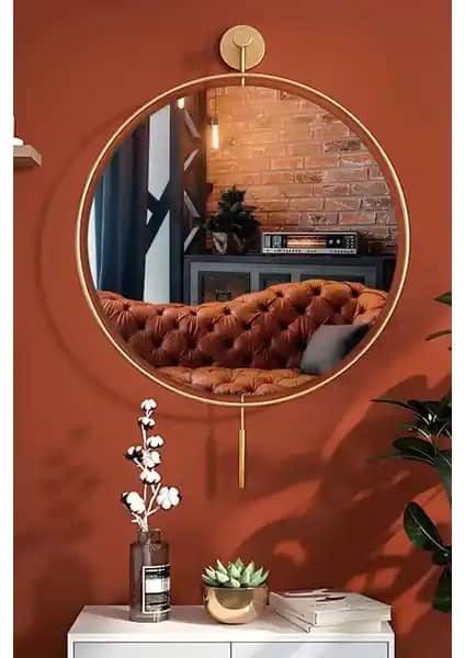Modern Altın Renkli Duvar Aynası – Estetik ve Fonksiyonellik Bir Arada