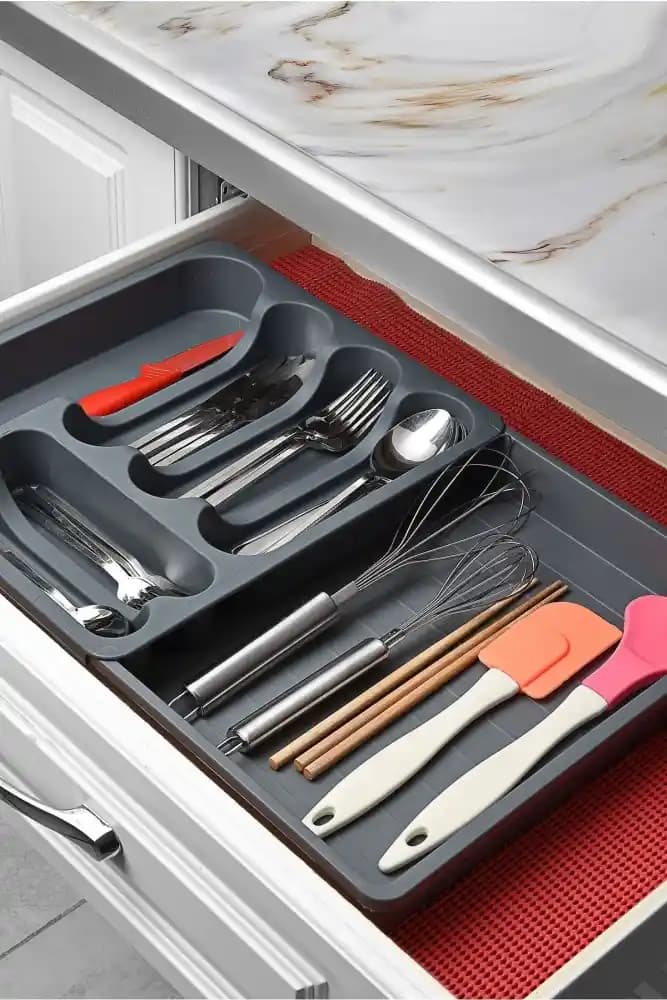 Mutfak Kaşıklıklarını Dekoratif ve Fonksiyonel Hale Getirme Yöntemleri