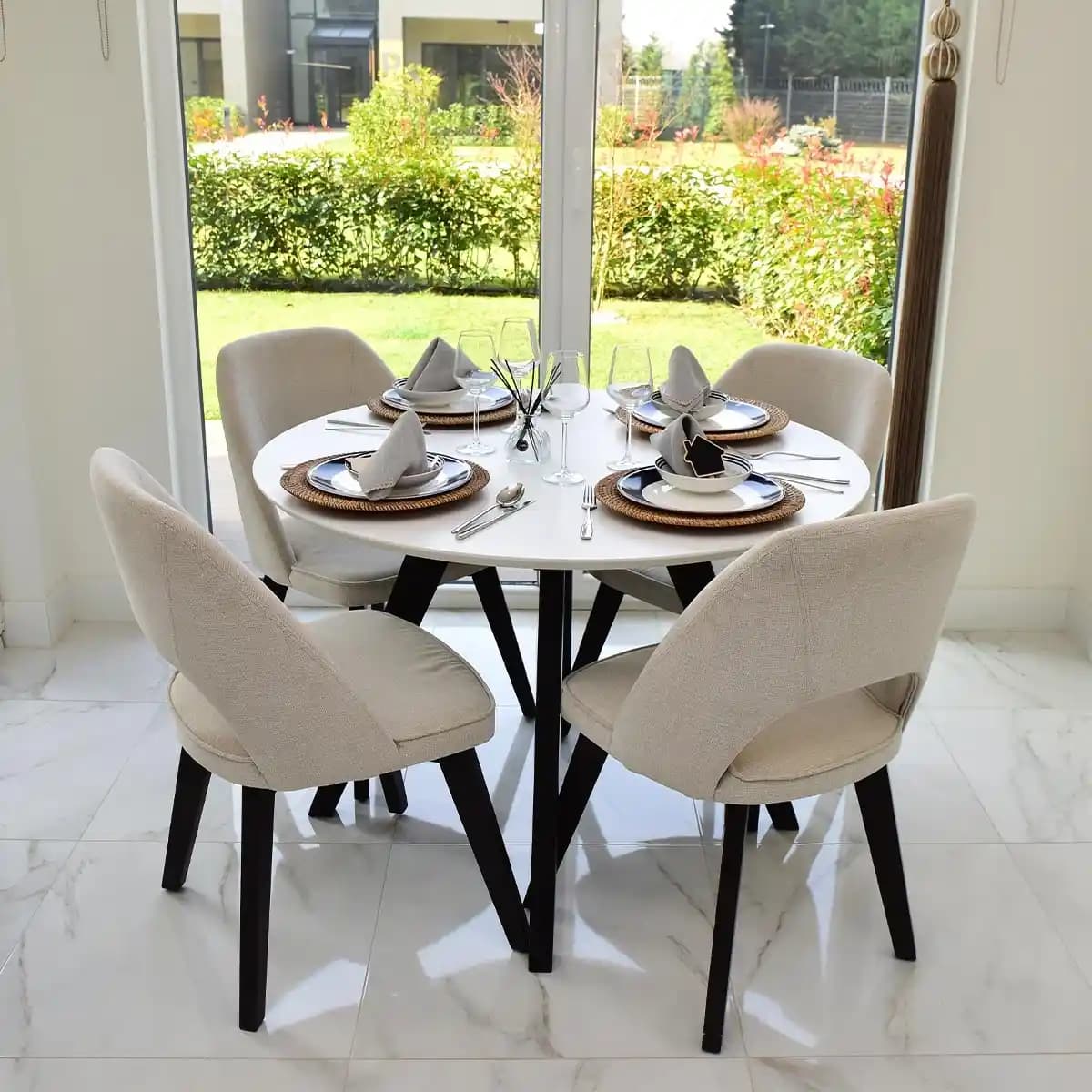 Mutfak Yemek Masası Dekorasyonu ve Seçiminde Dikkat Edilmesi Gerekenler