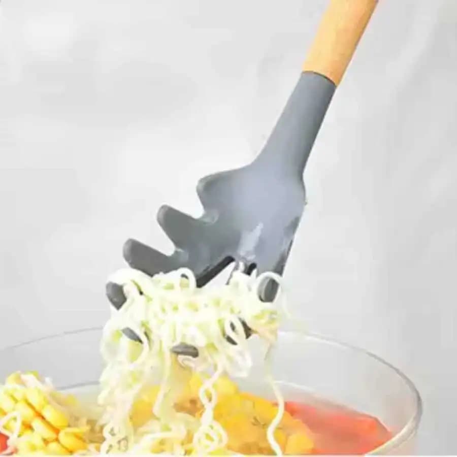 Mutfakta Estetik ve İşlevselliğin Buluşması: Spagetti Kaşığı Dekorasyon İpuçları