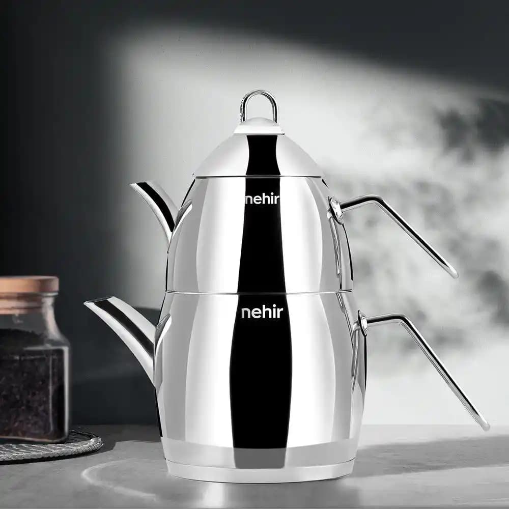 Nehir büyük boy çaydanlık ile şık ve fonksiyonel mutfak dekorasyonları üzerine detaylar