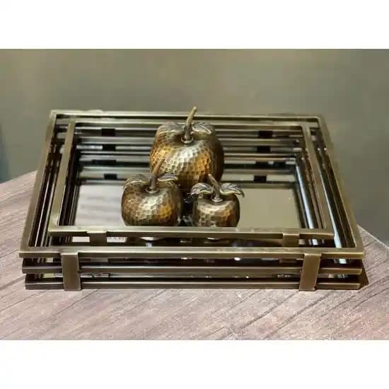 Orta Sehpa Tepsisi ile Ev Dekorasyonunda Estetik ve İşlevselliği Birleştirme