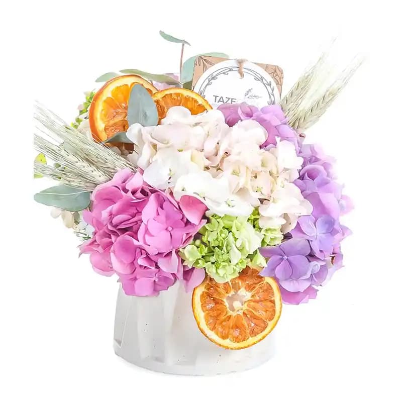 2025'te Ortanca Çiçek Sepetleriyle Dekorasyonunuzda Doğallık ve Şıklık