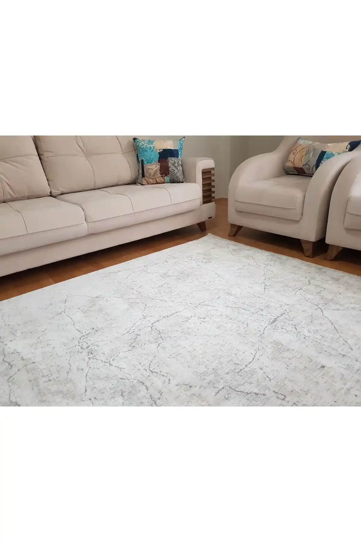 Oturma Odası Halısı Seçimi ve Dekorasyonda Şıklık Sağlama Rehberi