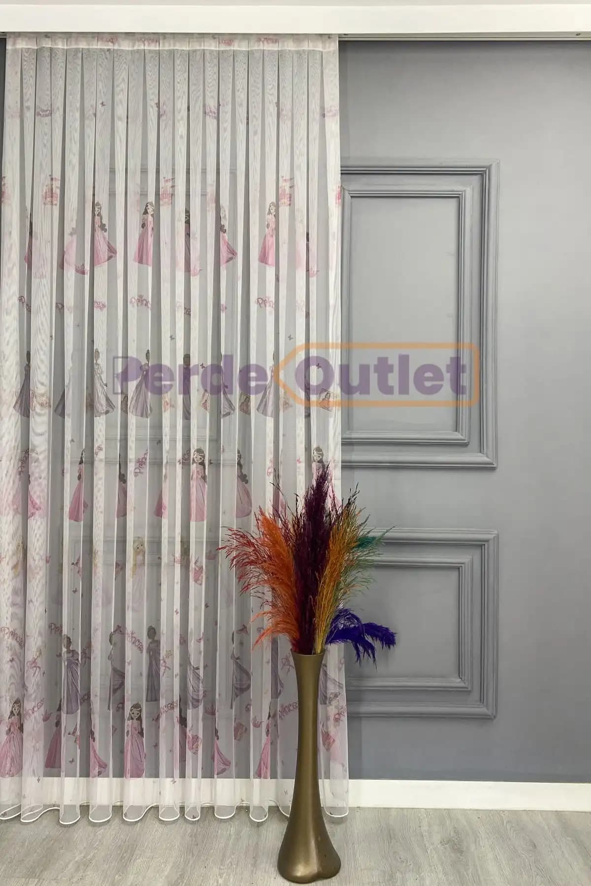 Outlet Perdeler ile Ev Dekorasyonunda Zarif ve Ekonomik Çözümler
