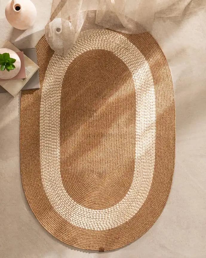 Oval Kilim Dekorasyonunda Modern ve Geleneksel Tasarımların Buluşması