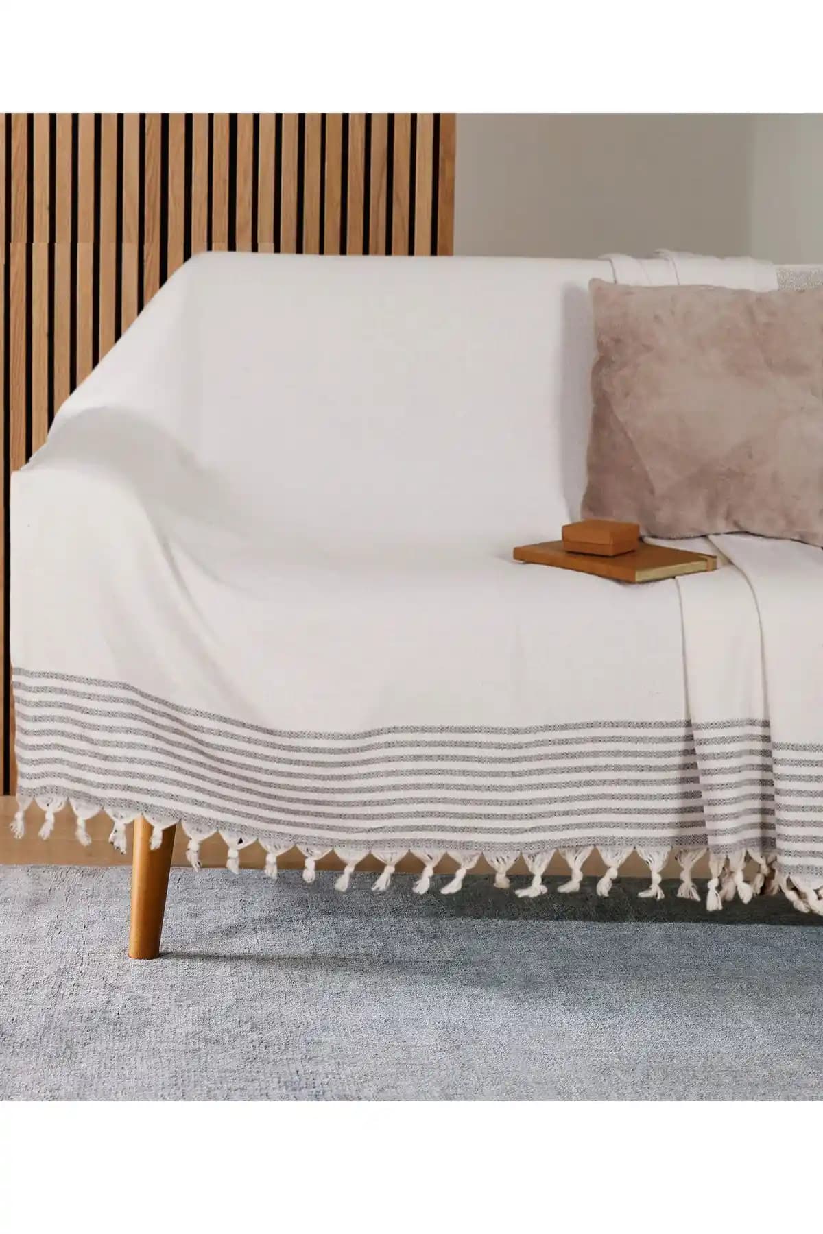 Pamuklu Koltuk Örtüsü ile Ev Dekorasyonunda Zarafetin Anahtarı