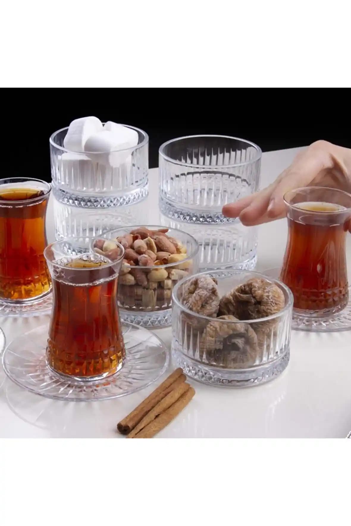 Paşabahçe 37 Parça Kristal Bardak Seti ile Ev Dekorasyonunda Zarafeti Yakalayın