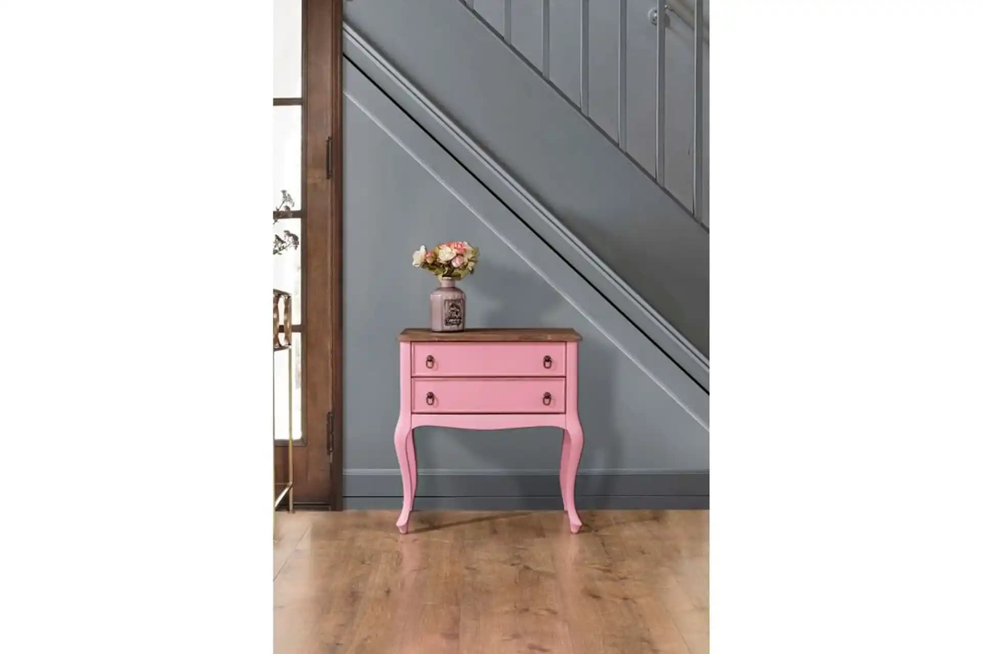 Pembe Komodin ile Dekorasyonunuzu Zarif ve Modern Bir Dokunuşla Yenileyin