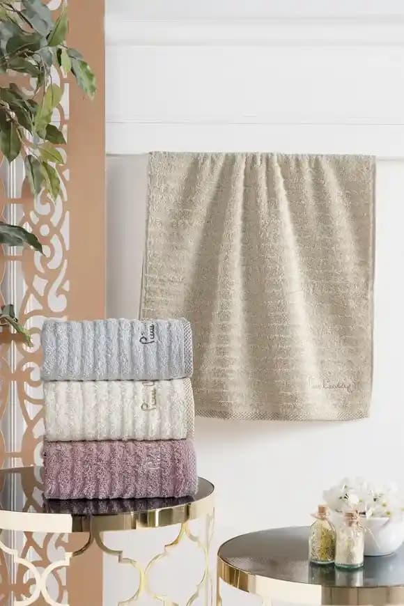 Pierre Cardin 4'lü Wave Yüz Havlusu ile Modern ve Şık Dekorasyon Çözümleri