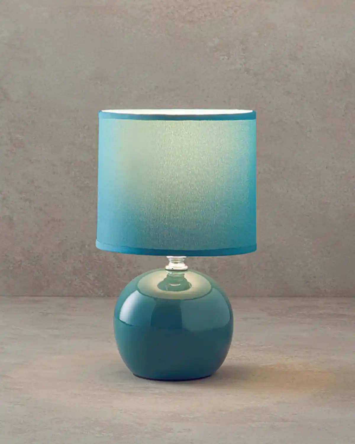 Porselen Abajurların Dekorasyondaki Yeri ve Estetik Katkıları