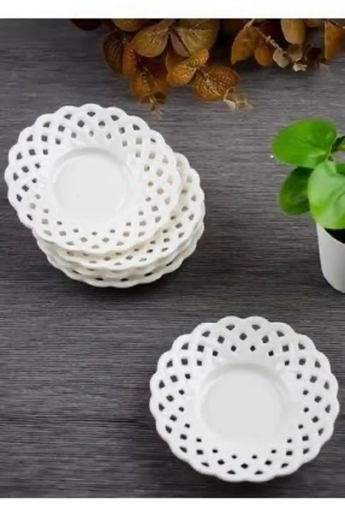 Porselen Çay Altlıkları ile Ev Dekorasyonunda Zarafet ve İşlevsellik Artışı