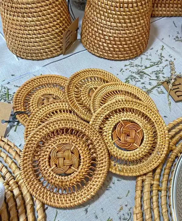 Rattan Bardak Altlığı ile Doğal ve Şık Dekorasyon Trendleri ve Kullanım İpuçları