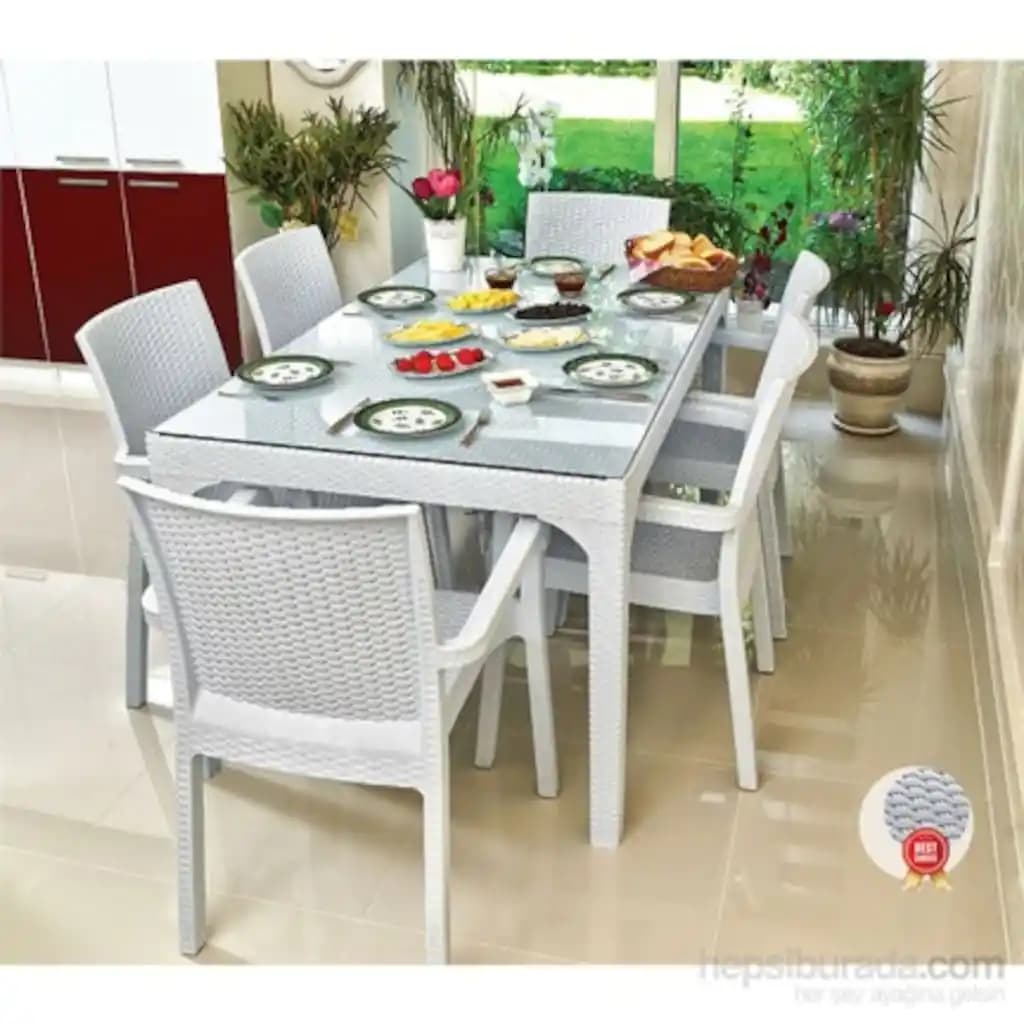 Rattan Masa Sandalye Takımlarıyla Dekorasyonunuza Doğal ve Şık Bir Dokunuş Yapın