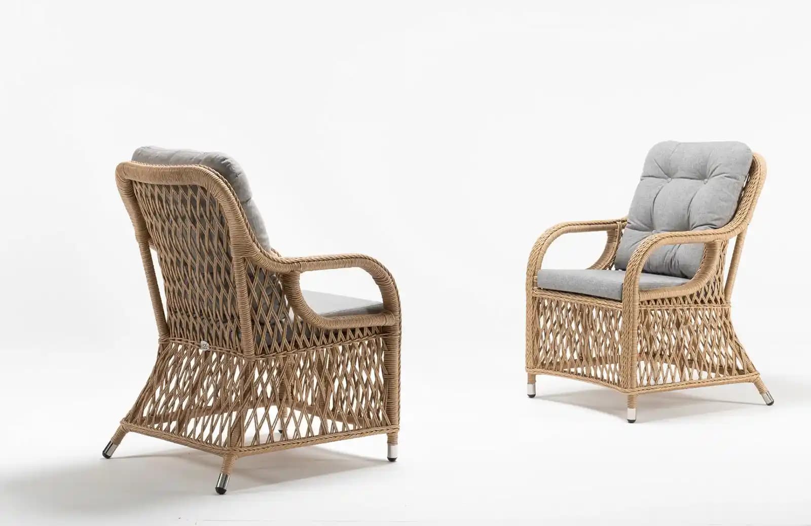 Rattan Tekli Koltuk Modelleri ve Dekorasyon İpuçları ile Şık Mekanlar Yaratın