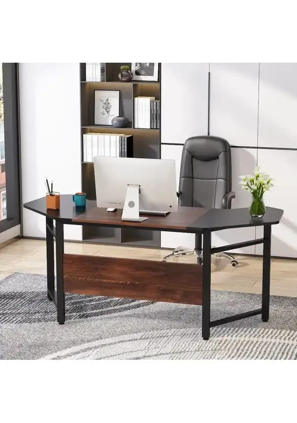 Renkli Çalışma Masaları ile Dekorasyonda Canlılık ve Fonksiyonellik Artırma