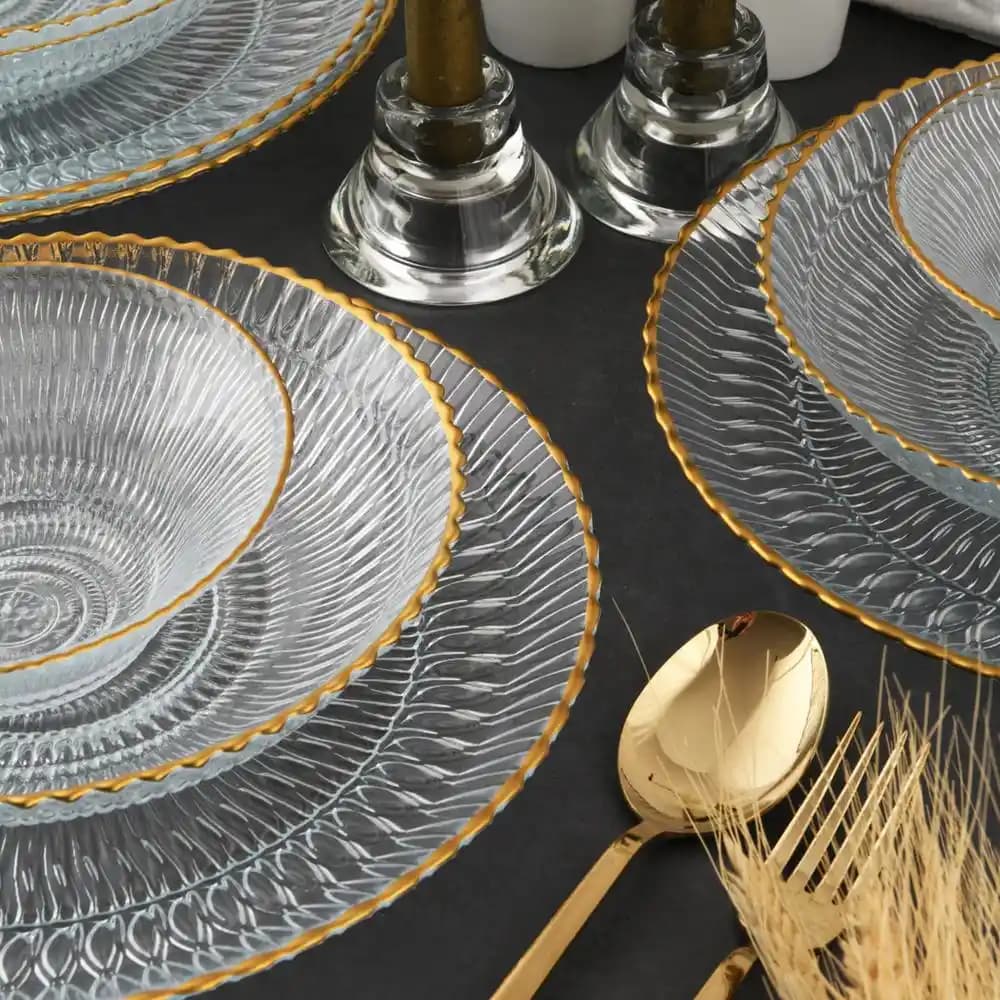 Renkli Cam Yemek Takımlarıyla Sofralarınıza Estetik ve Canlılık Katın