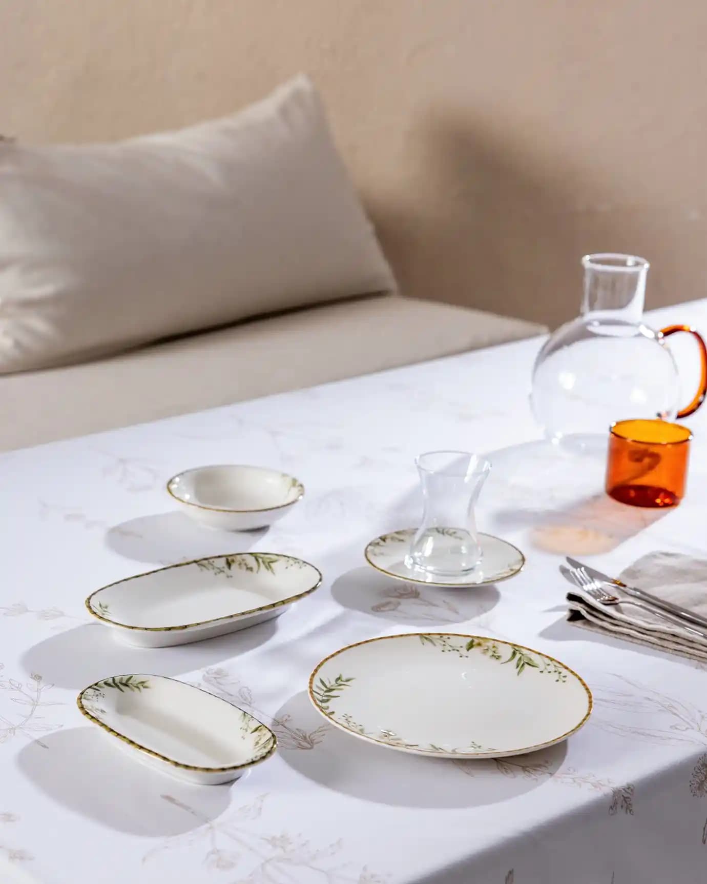 Renkli Kahvaltı Takımlarıyla Sofralarınıza Canlılık Katın ve Dekorasyonunuzu Zenginleştirin