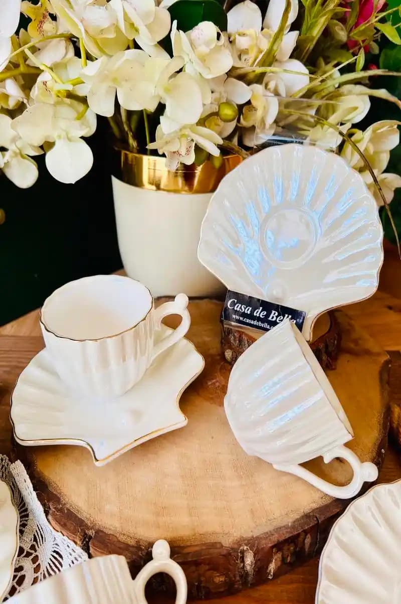 Sedefli Kahve Fincanı Dekorasyonda Zarif ve Şık Bir Detay Olarak Kullanımı