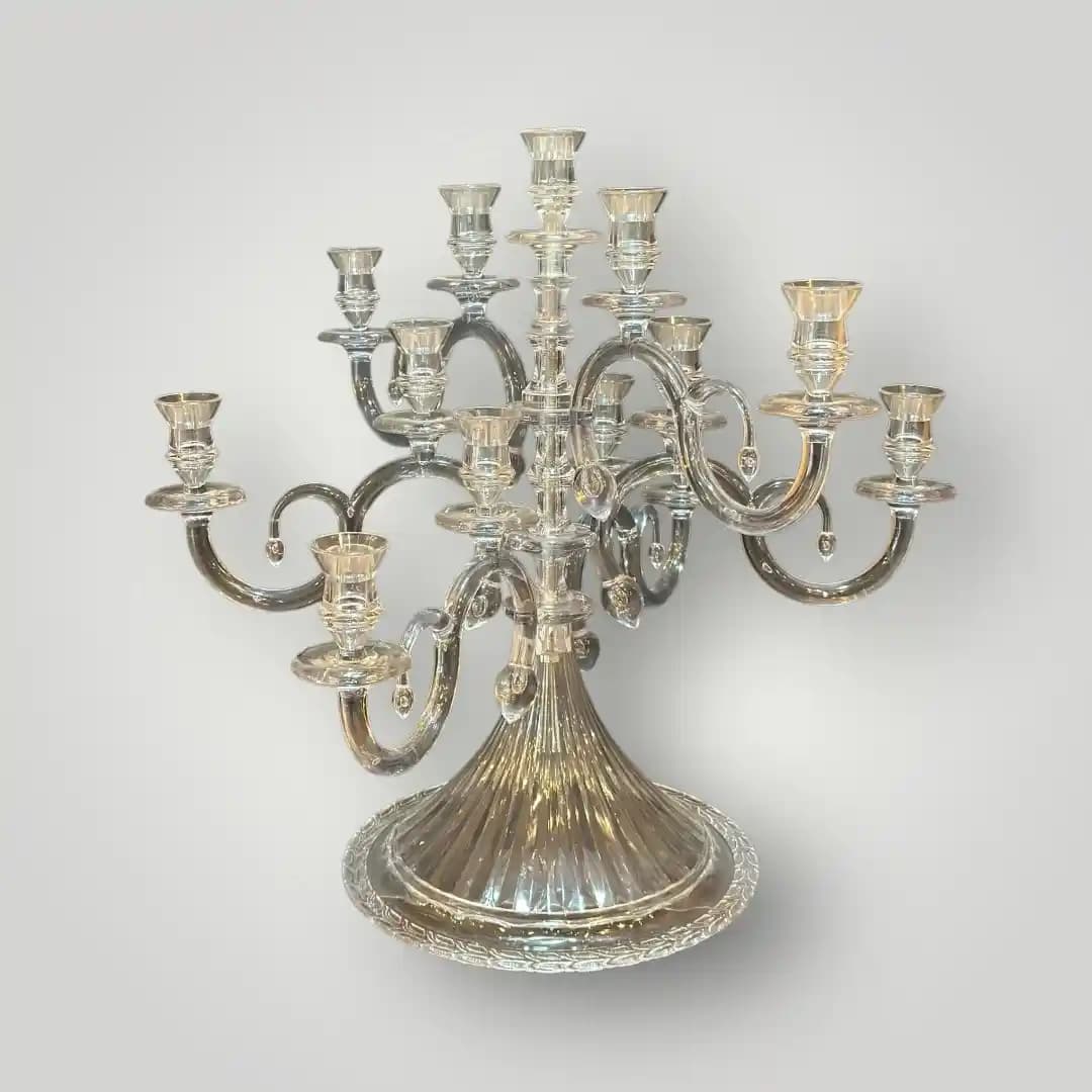 Şeffaf Şamdan Dekorasyonunda Zarafet ve Modernlik İçin En İyi Seçenekler