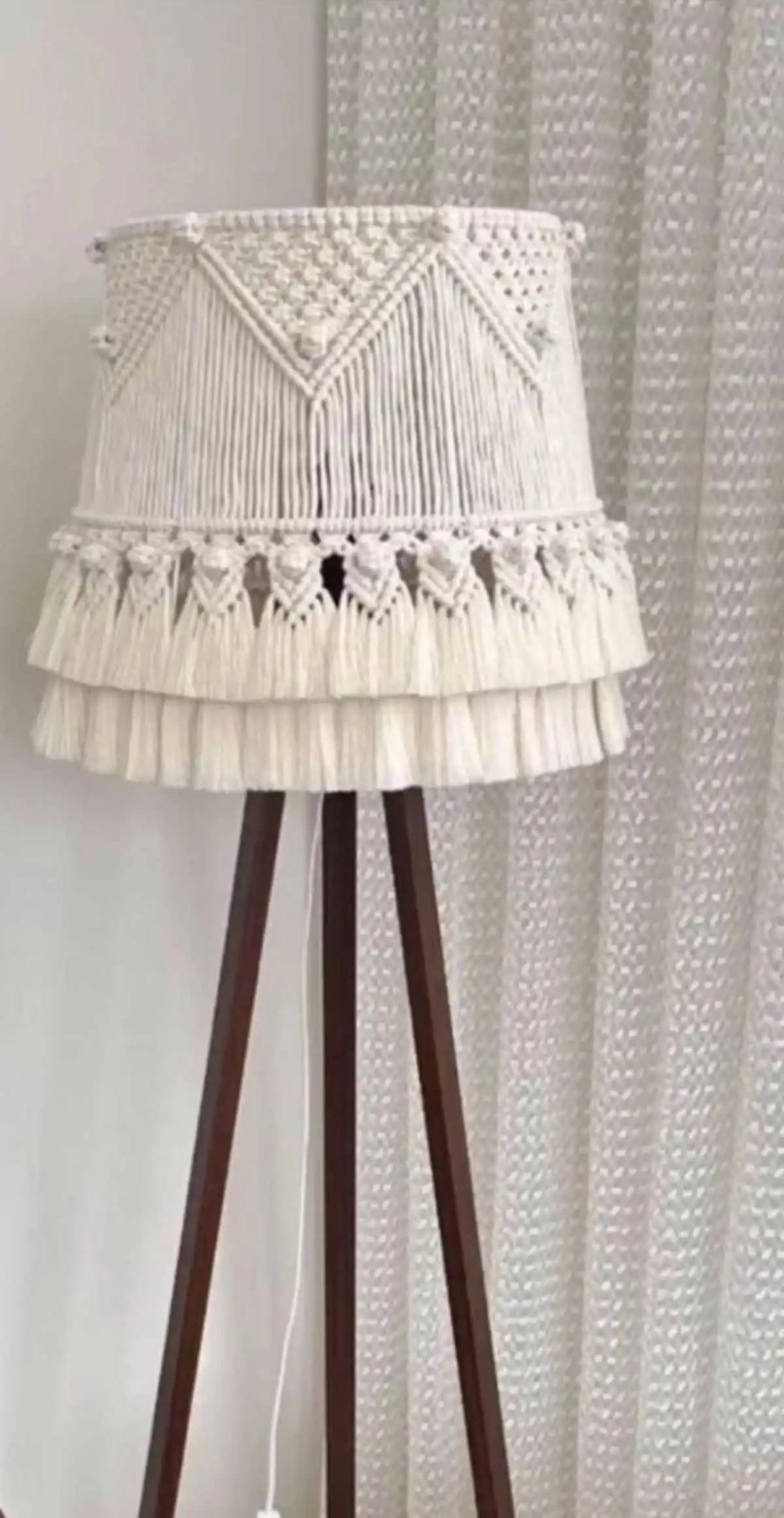 Şemsiye Lambaderler ile Modern Dekorasyonda Şıklık ve Fonksiyonellik Sağlama