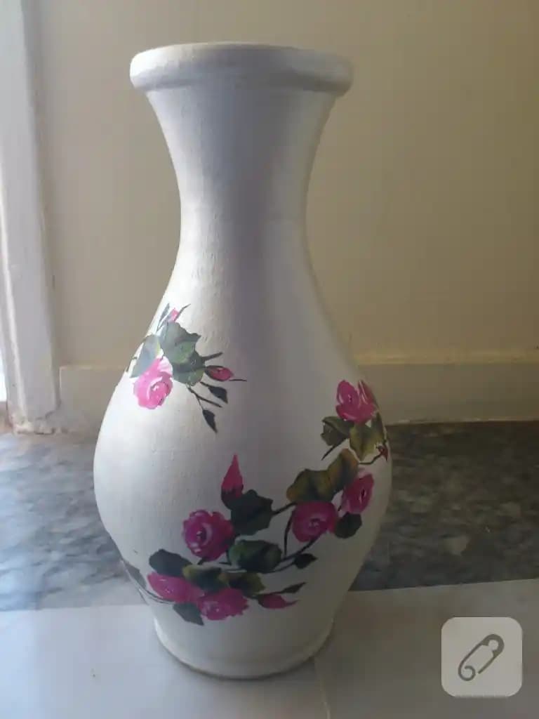 Seramik Vazolar ile Dekorasyonda Zarafet ve Şıklık Sağlama Rehberi