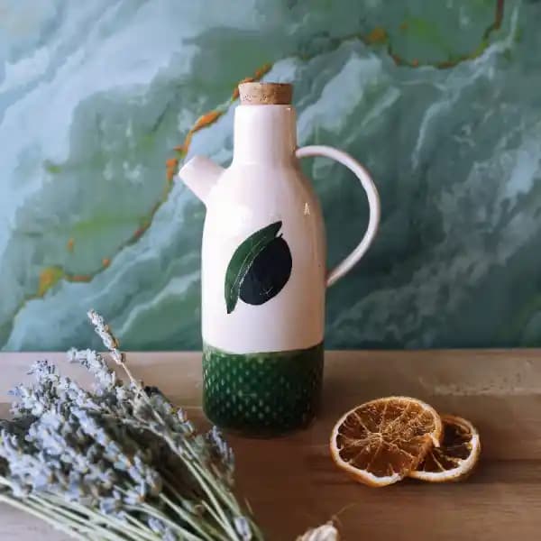 Seramik Yağdanlıkların Dekorasyonda Estetik ve Fonksiyonellikteki Rolü