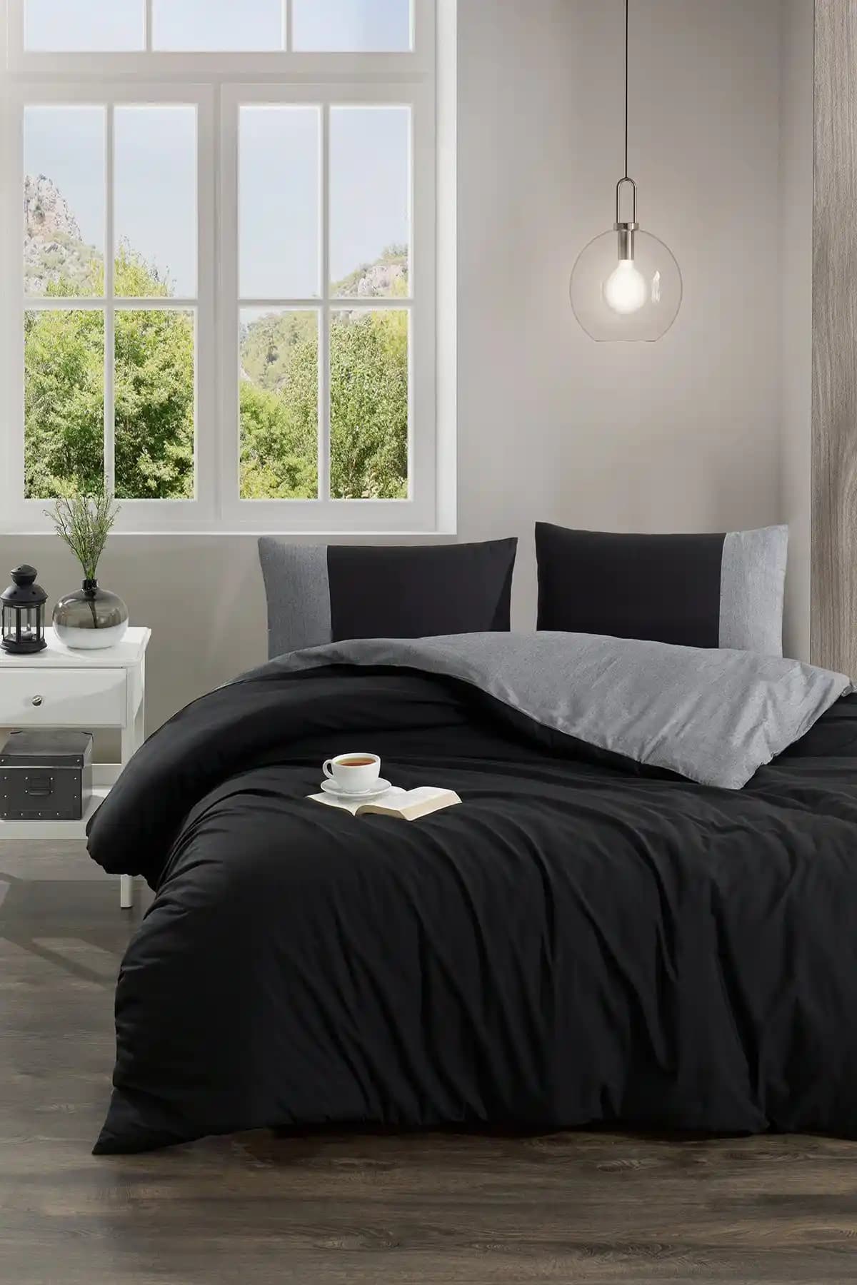 2025'te Siyah Gri Nevresim Takımıyla Yatak Odanızda Şıklığın Sırrı