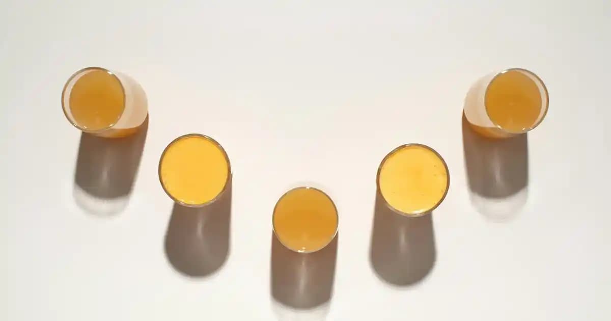 Siyah Kelebek Bıçaklar Dekorasyonda Şıklık ve İşlevselliğin Buluşması