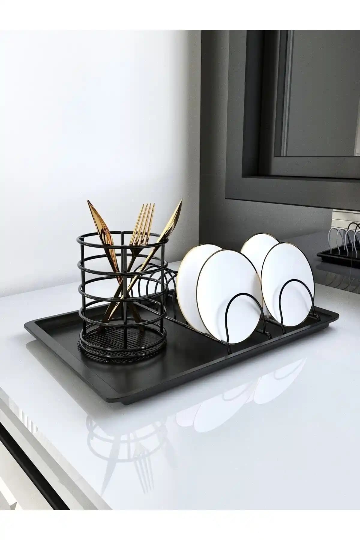 Siyah Mutfak Aksesuarlarıyla Modern ve Şık Dekorasyon Yaratma Rehberi