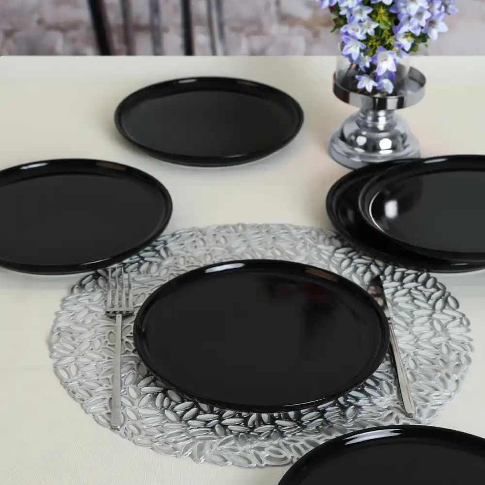 Siyah Pasta Tabağıyla Dekorasyonda Şıklık ve Zarafet Artırıcı Kullanım İpuçları