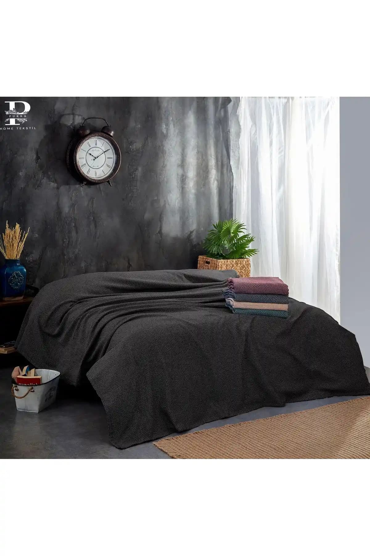 Siyah Pike ile Dekorasyonda Zarafet ve Modernlik Sağlayan Dekorasyon İpuçları