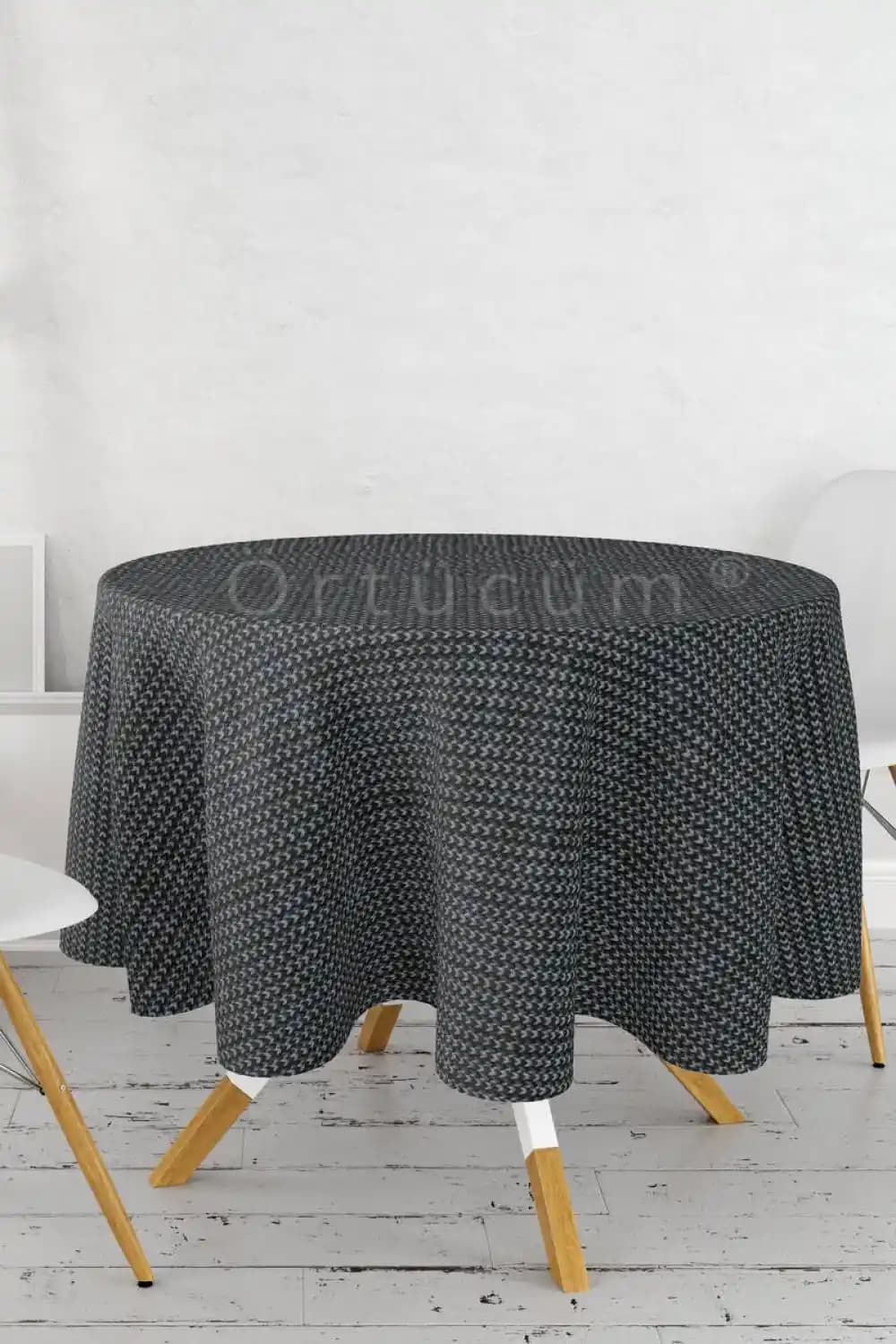 Siyah PVC Masa Örtüsü ile Modern ve Şık Dekorasyon Fikirleri