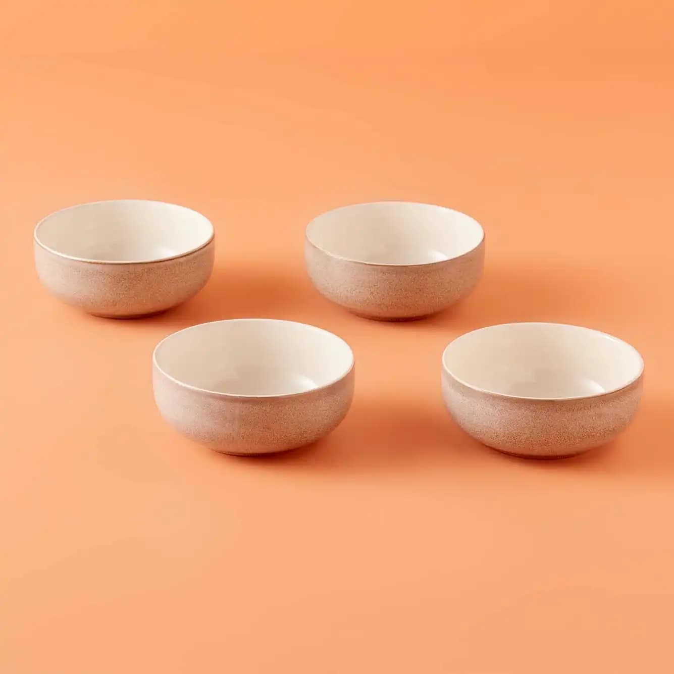 Stoneware Kase Nedir? Dekorasyonda Şıklık ve Fonksiyonellik Sunan Seramik Ürünler