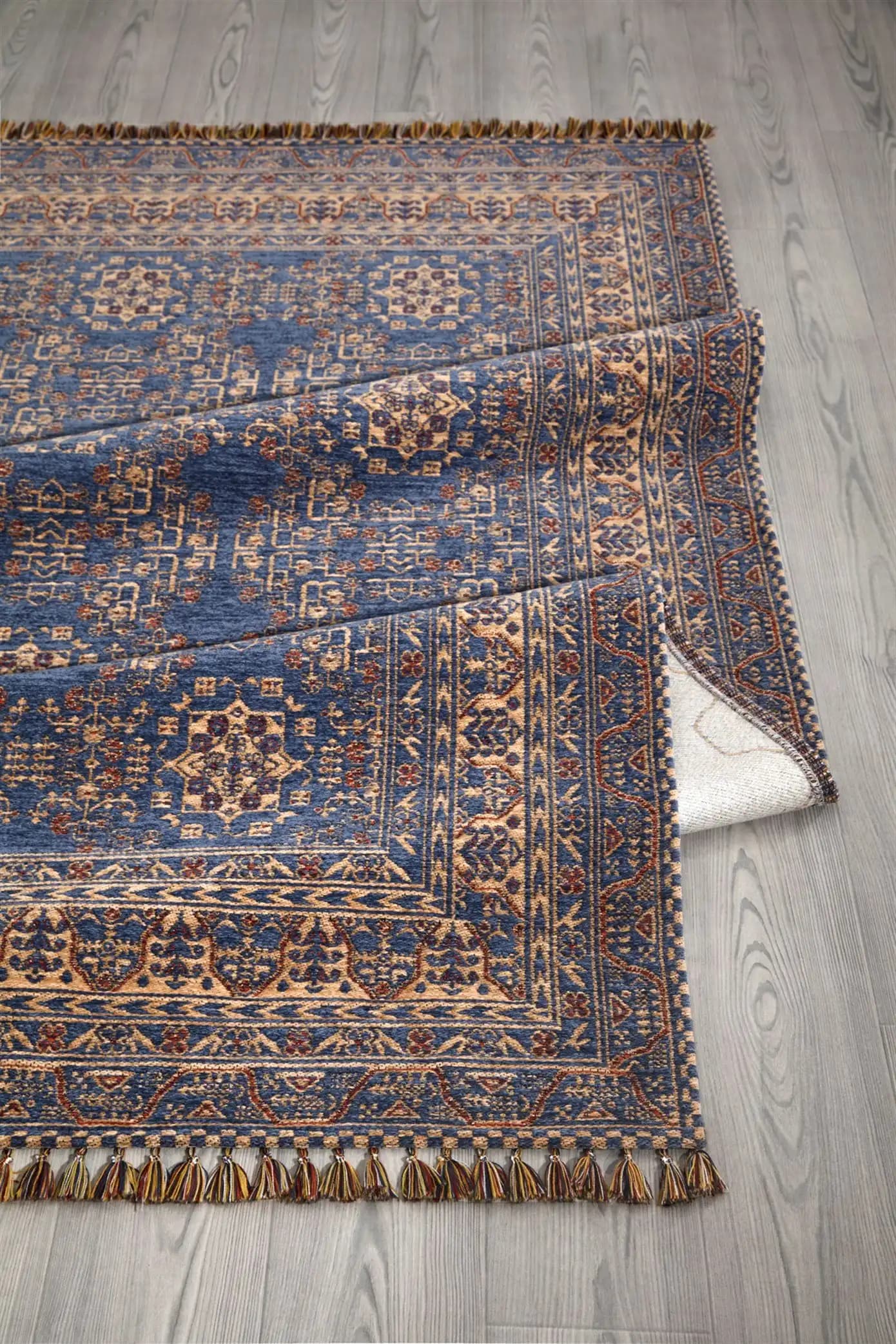 Sultan Kilim: Geleneksel Estetiğin Modern Dekorasyondaki Yeri ve Avantajları