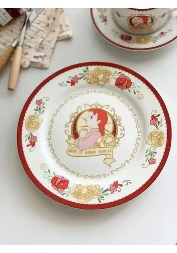 Tabak Çanak Setleri ile Dekorasyonunuzu Zenginleştirme Rehberi