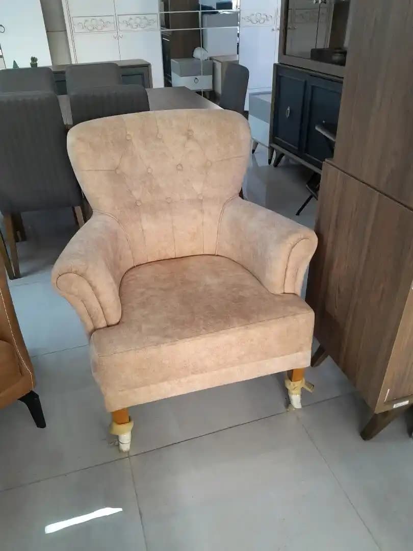 Tek Berjer Dekorasyonda Şıklık ve Konforu Bir Arada Sunan Modern Seçenekler