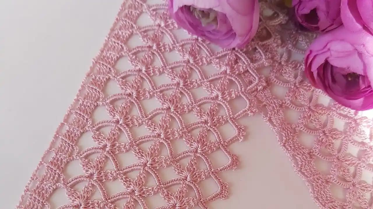 Tek Renk Havlu Modelleri ile Modern ve Şık Banyo Dekorasyonu Nasıl Yapılır