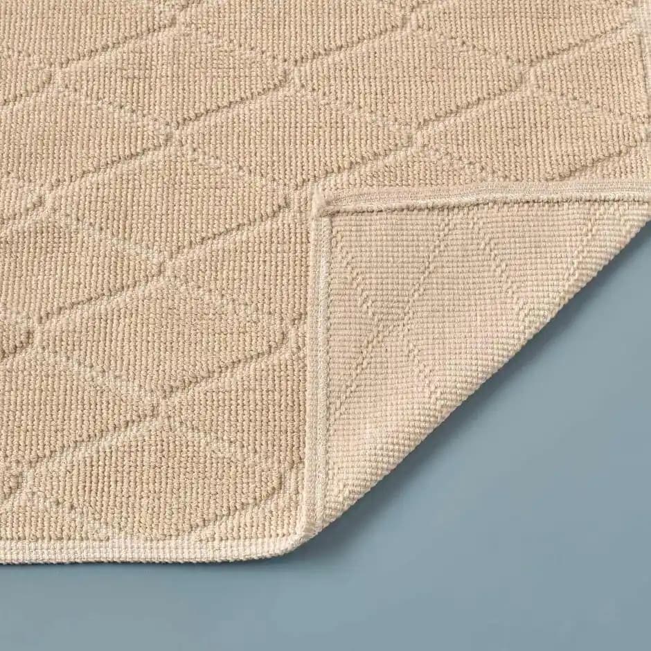 Tekli paspaslar ile ev ve ofis dekorasyonunuzu şık ve fonksiyonel hale getirin