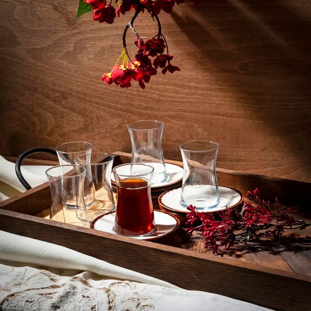 Tulu Porselen Çay Setleri ile Dekorasyonda Zarafetin Yeni Adresi