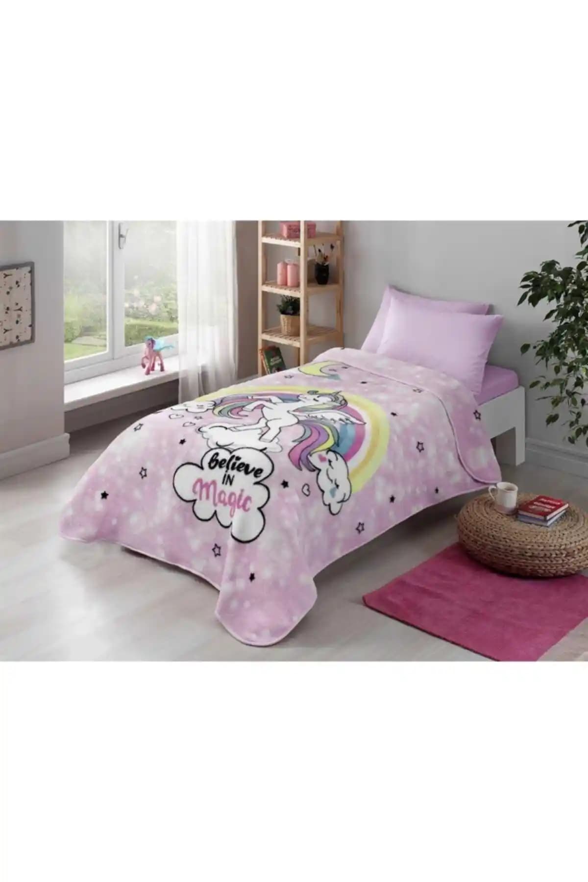 Unicorn Battaniyelerle Modern ve Renkli Dekorasyon Çözümleri